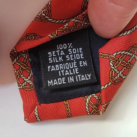 CHANEL Men's Vintage Tie 100% Silk Made in Italy Red with Knot pattern - Picture 4 of 5